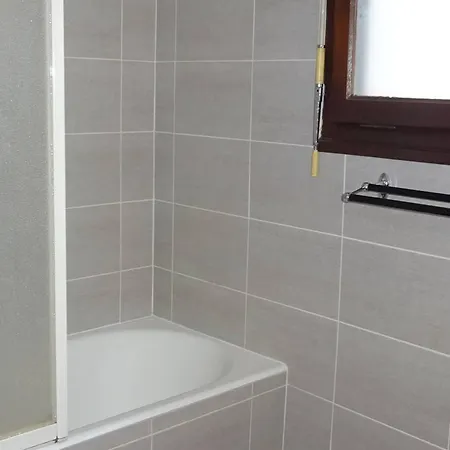 T2 Lumineux Pour 5 Pers, 300m Des Commerces, Avec Balcon Et Box A Skis - - Fr-1-802-81 * Les Gets